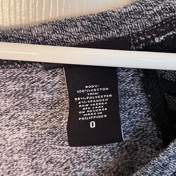 Torrid Jersey Inspired Grey & Black Top, Lace Sleeves, size 0x - Picture 2 of 5